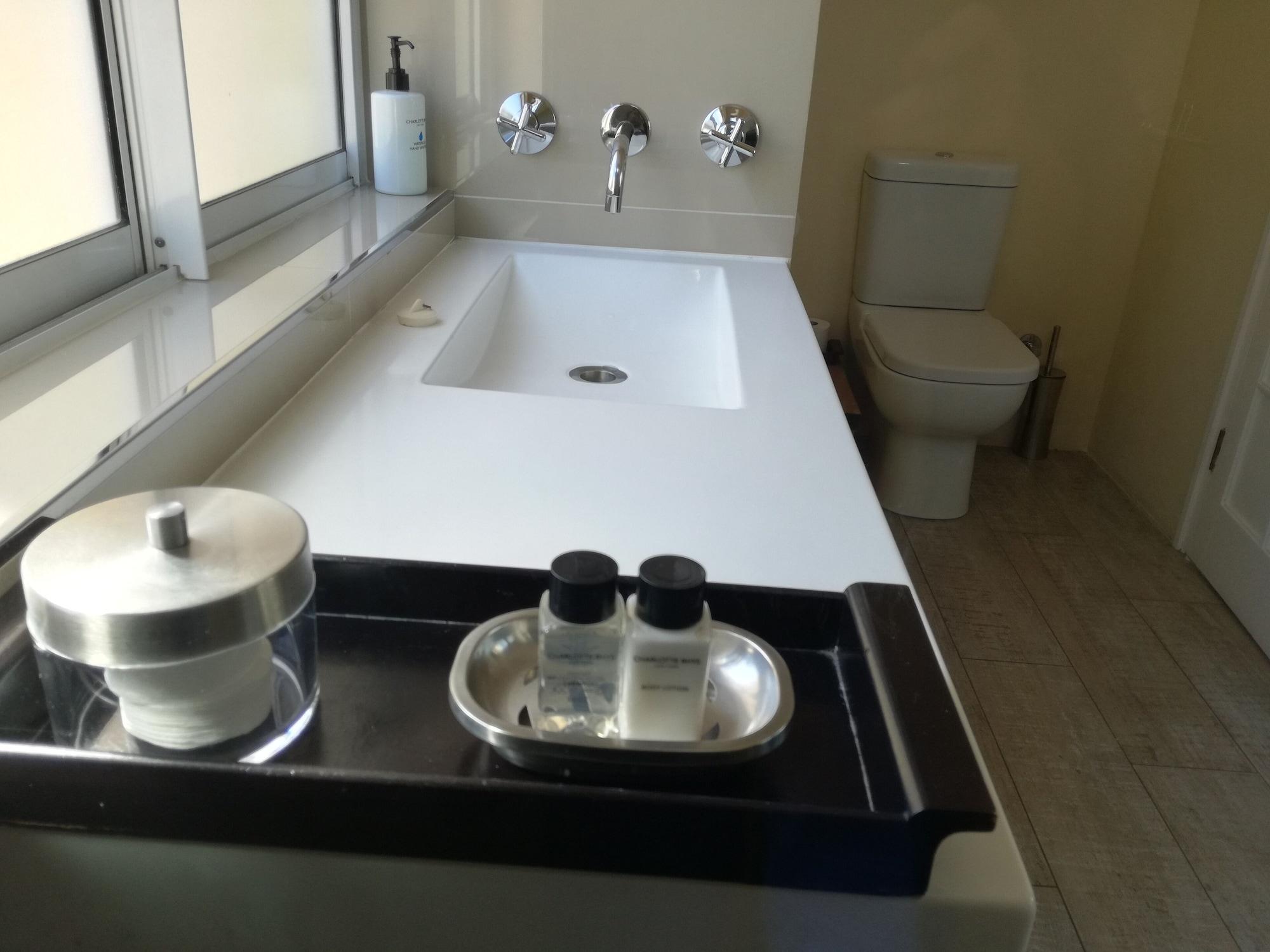 Liberty Lodge Guest House Cape Town Ngoại thất bức ảnh