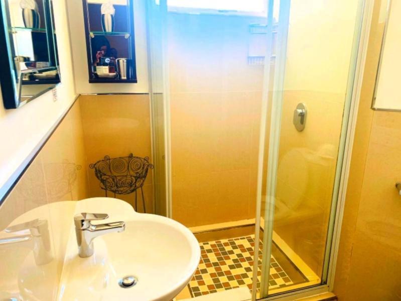 Liberty Lodge Guest House Cape Town Ngoại thất bức ảnh