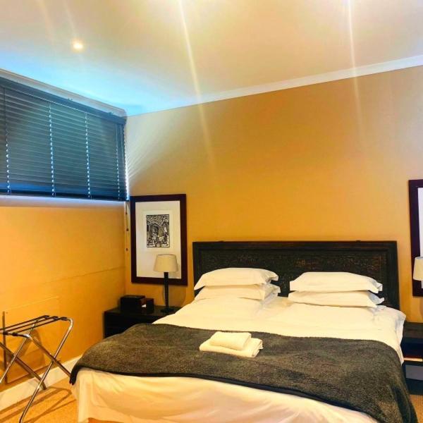 Liberty Lodge Guest House Cape Town Ngoại thất bức ảnh