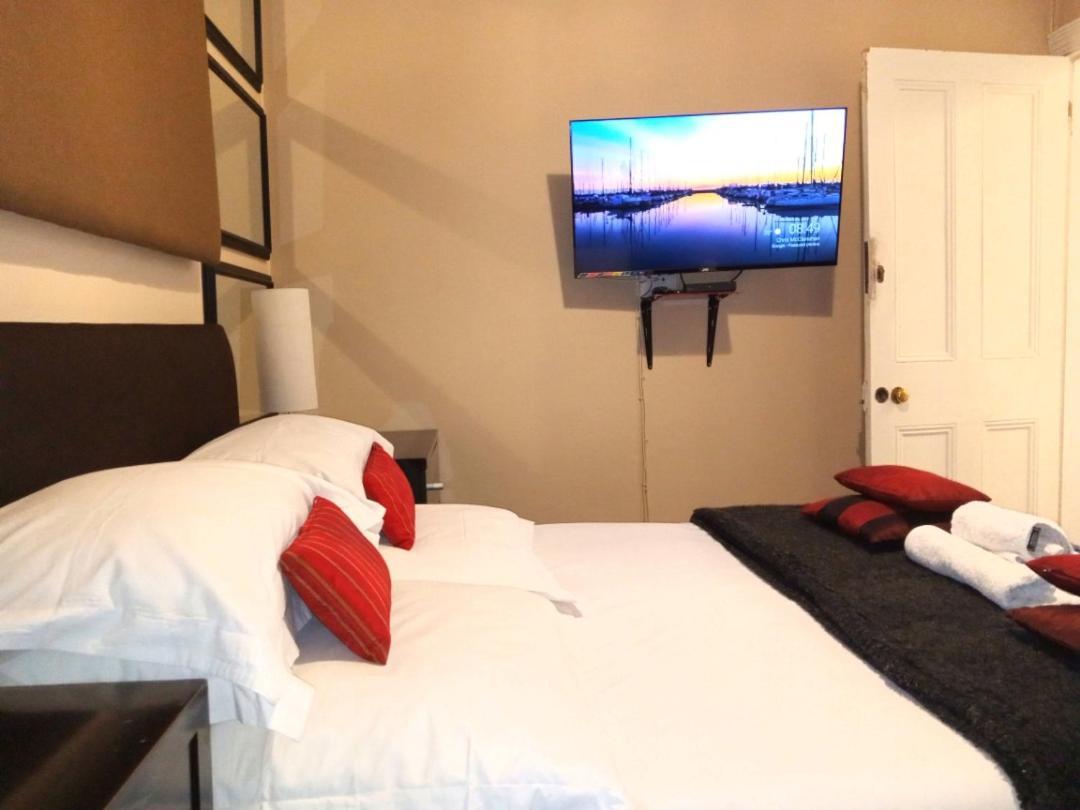 Liberty Lodge Guest House Cape Town Ngoại thất bức ảnh