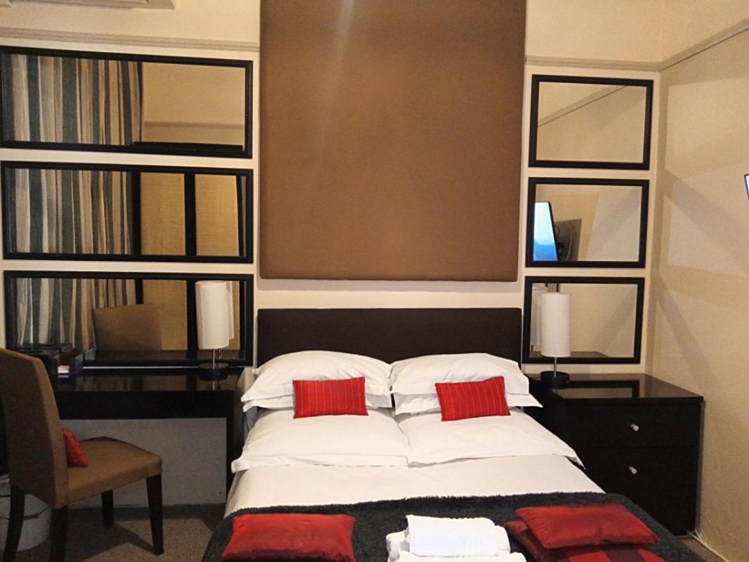 Liberty Lodge Guest House Cape Town Ngoại thất bức ảnh