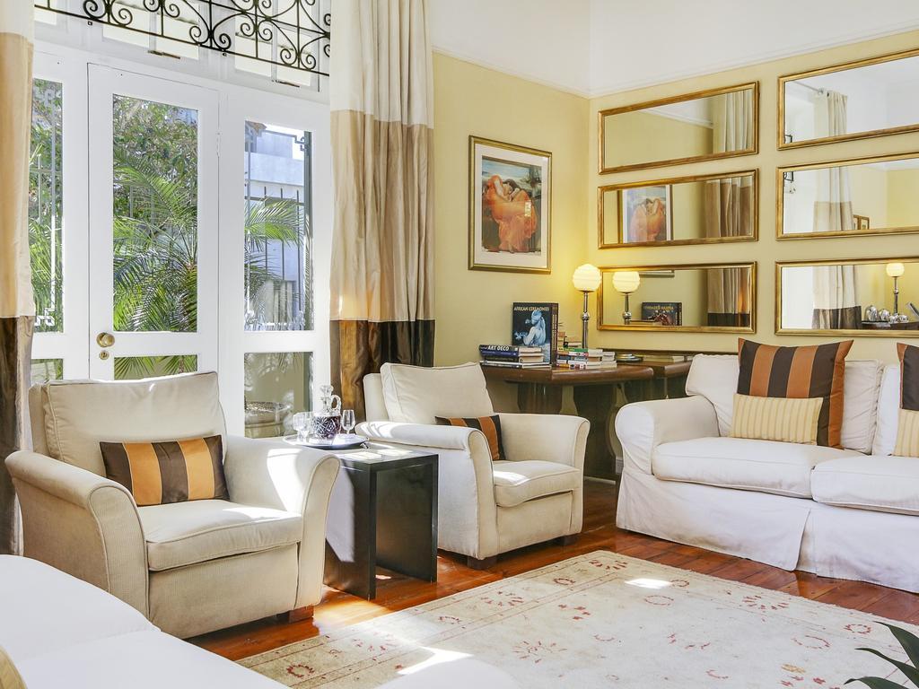 Liberty Lodge Guest House Cape Town Ngoại thất bức ảnh