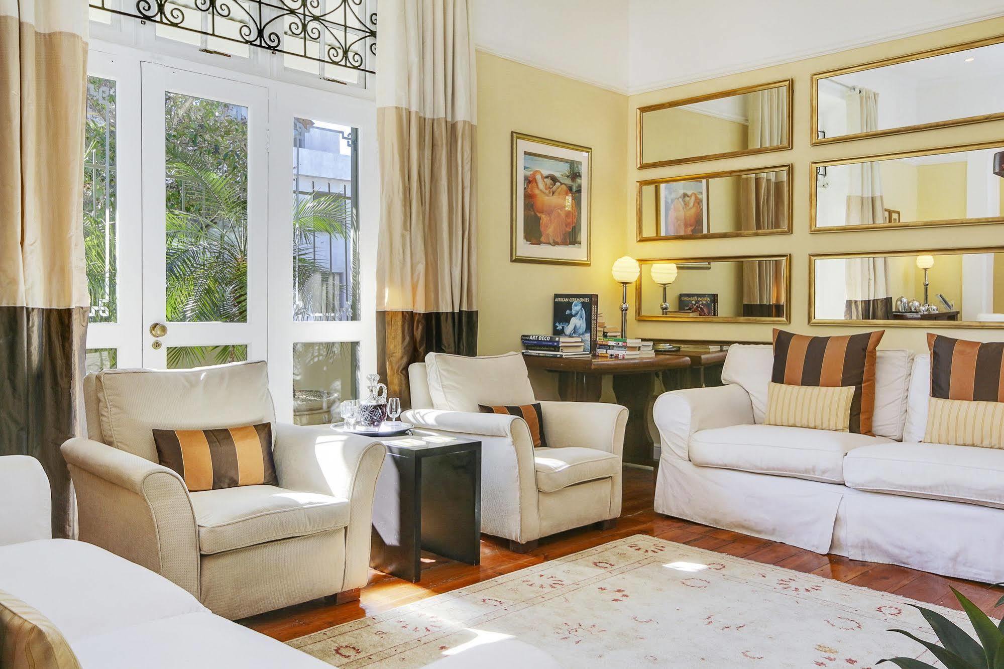 Liberty Lodge Guest House Cape Town Ngoại thất bức ảnh