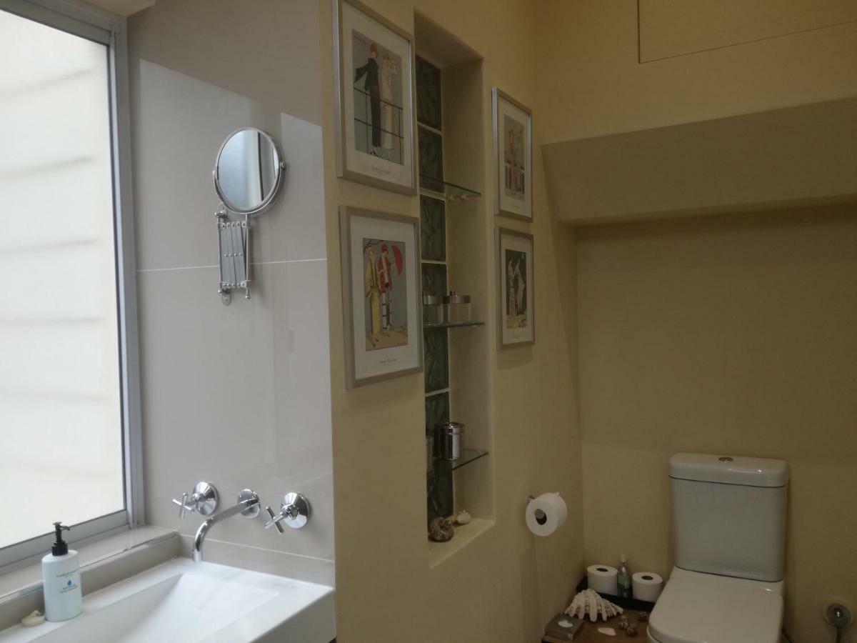 Liberty Lodge Guest House Cape Town Ngoại thất bức ảnh